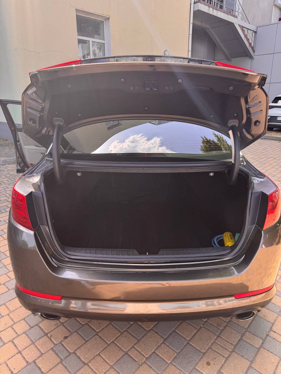 Kia Optima - фото 11