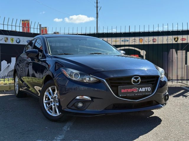 Mazda 3 - фото 2