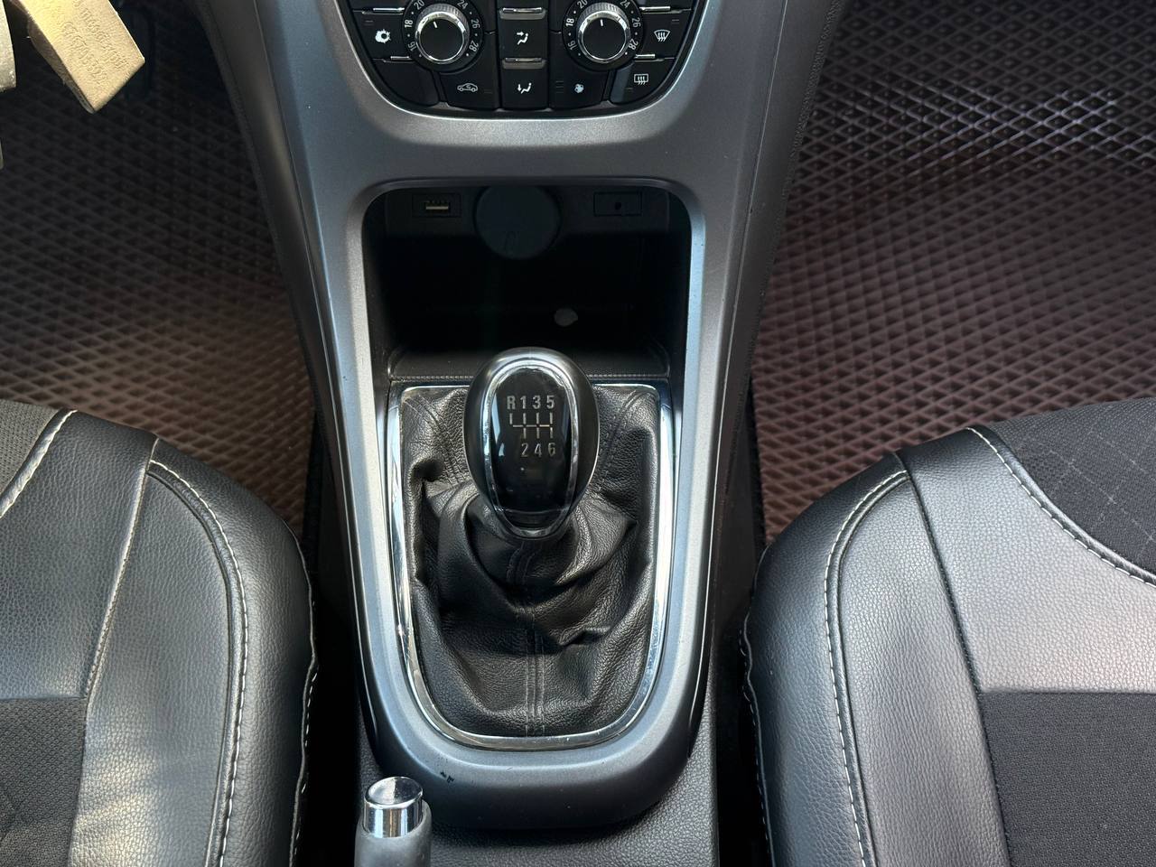 Opel Astra - фото 43