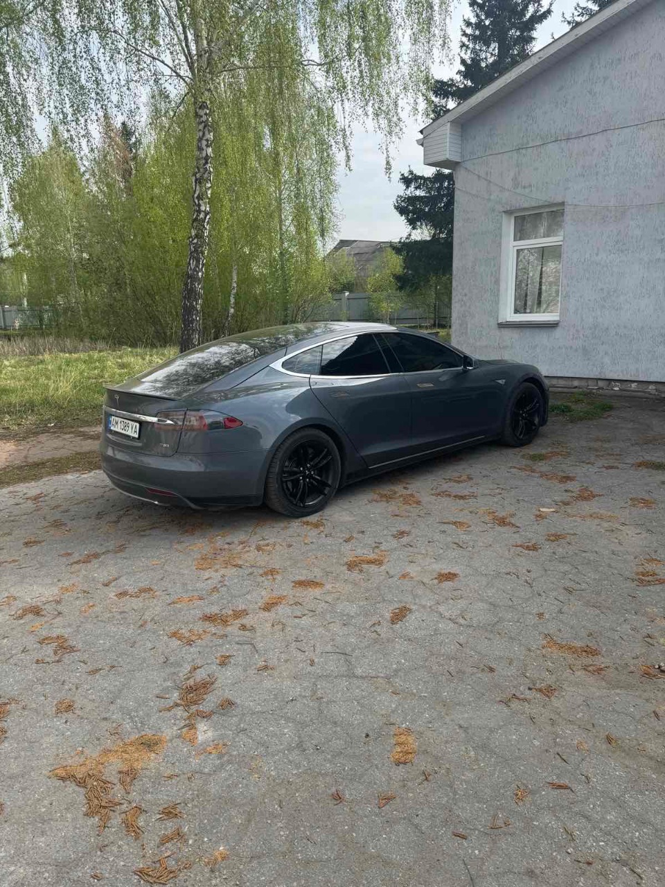 Tesla Model S - фото 10