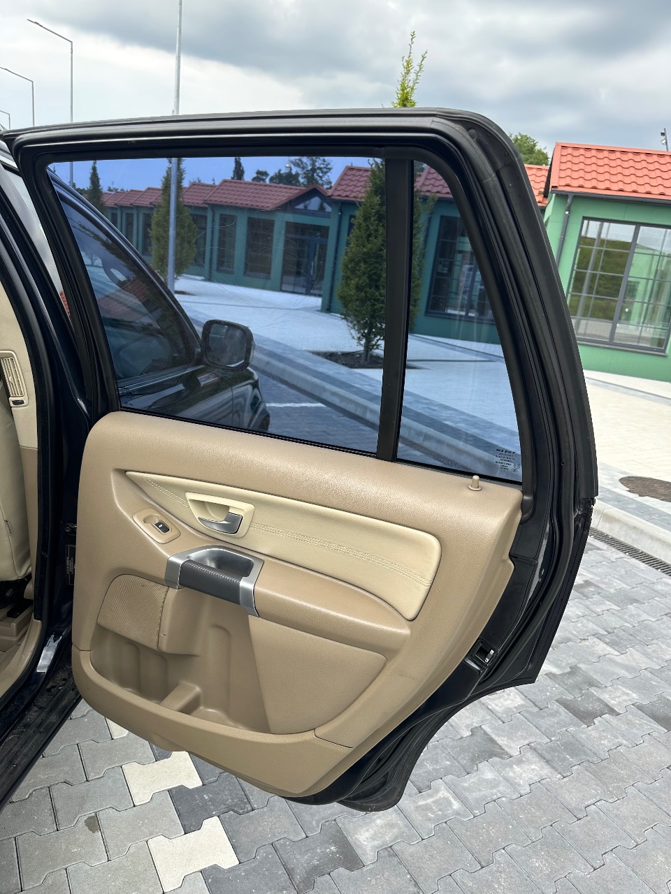 Volvo XC90 - фото 16