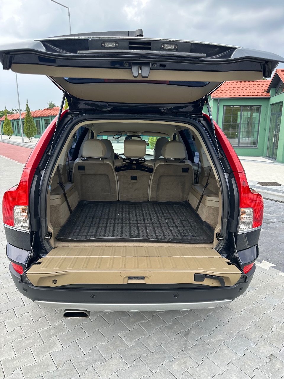 Volvo XC90 - фото 22