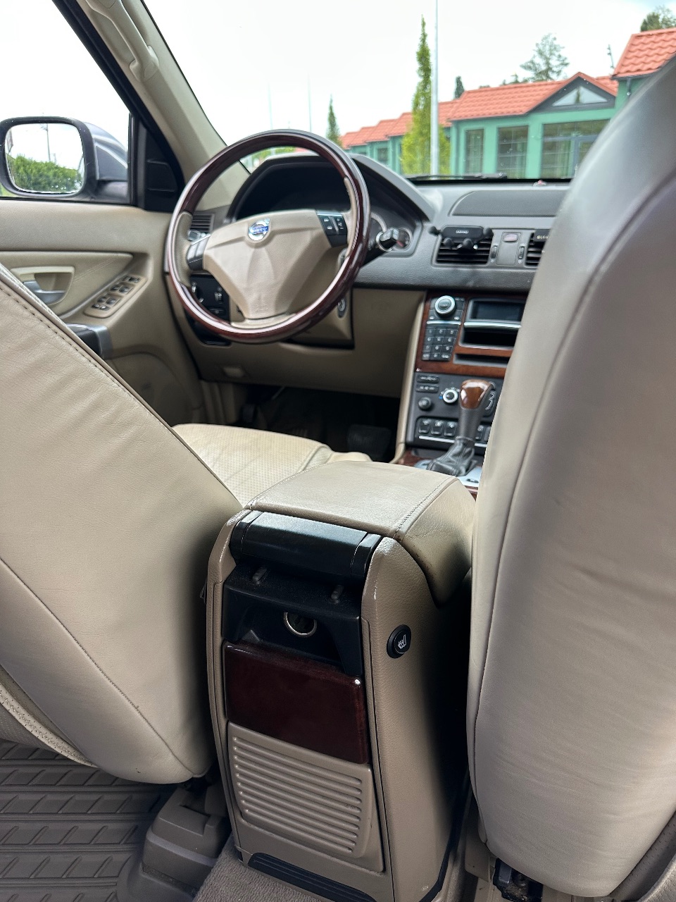 Volvo XC90 - фото 20