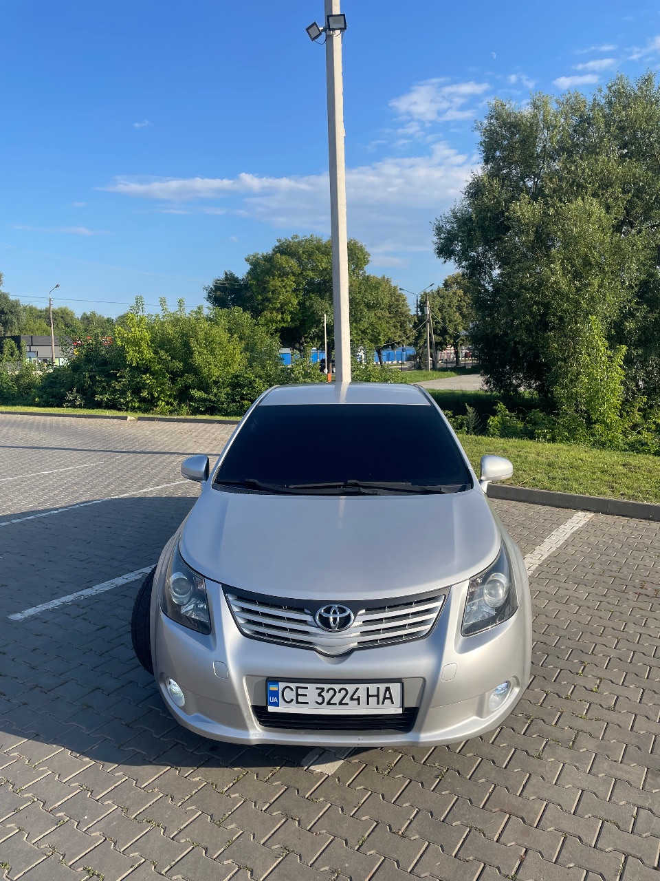 Toyota Avensis - фото 6