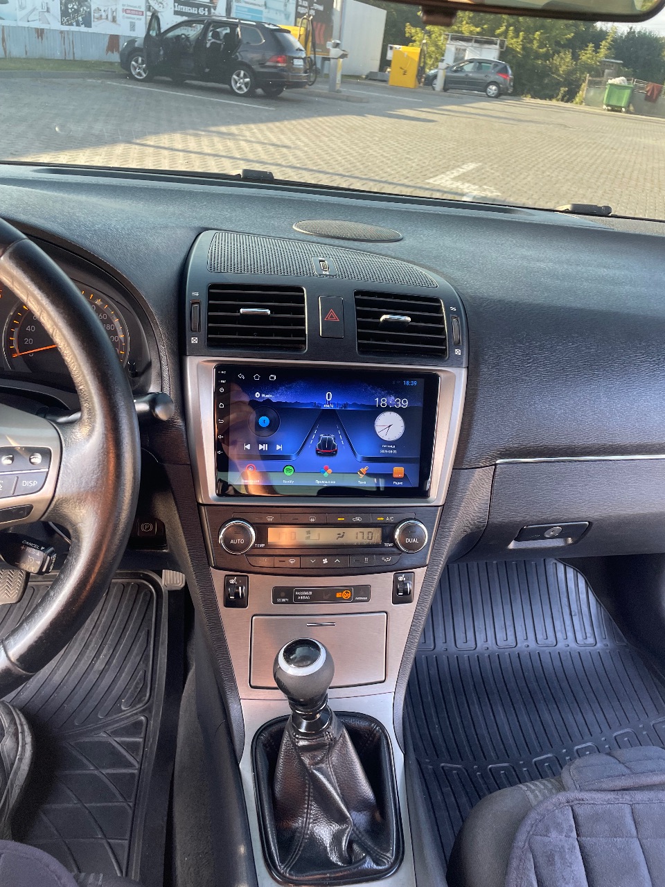 Toyota Avensis - фото 18