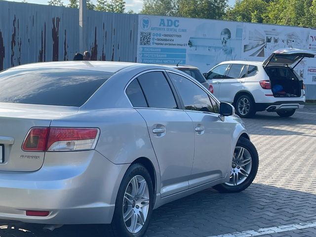 Toyota Avensis - зображення 3