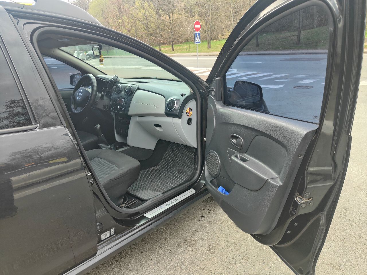 Dacia Sandero - фото 3