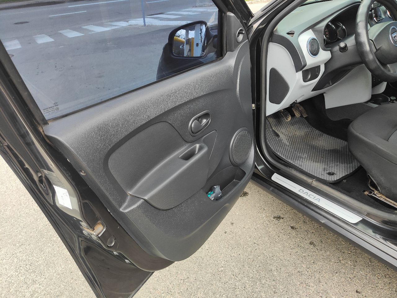 Dacia Sandero - фото 10