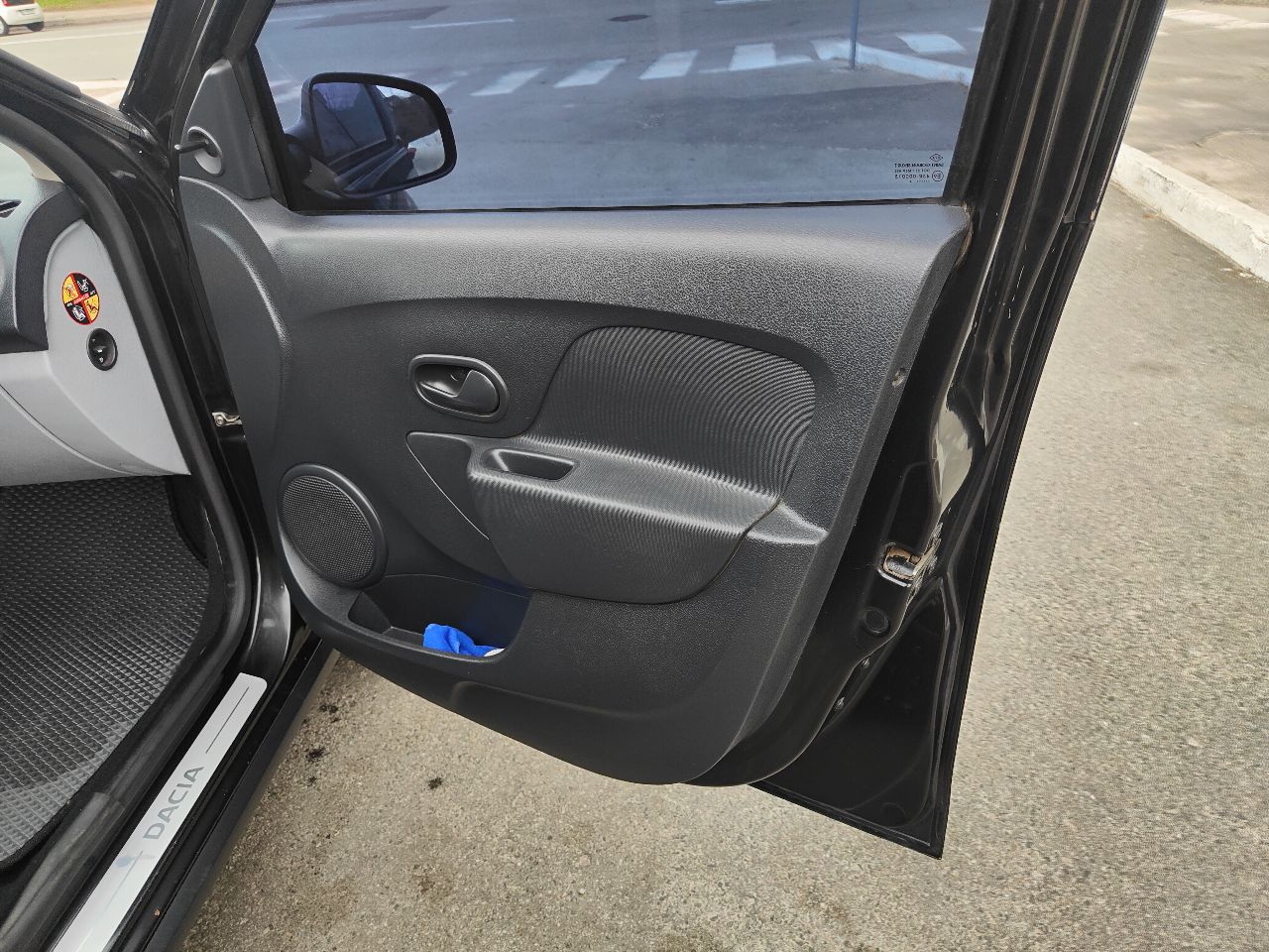 Dacia Sandero - фото 5