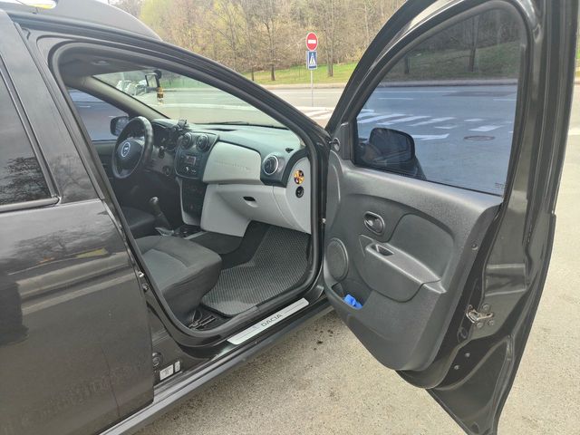 Dacia Sandero - фото 3