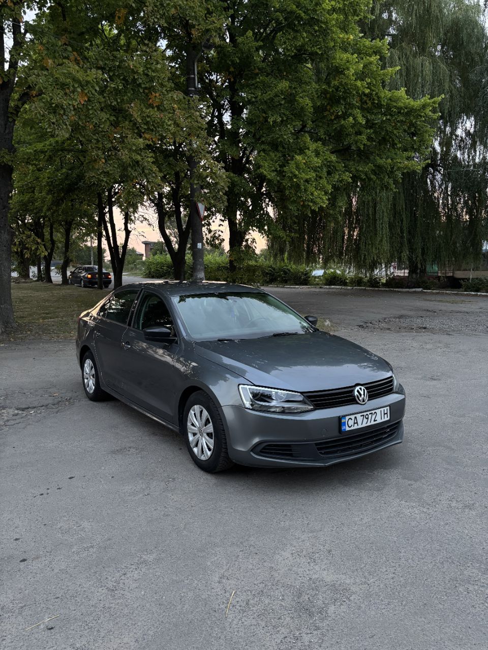 Volkswagen Jetta - фото 2