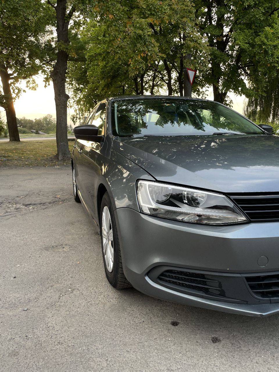 Volkswagen Jetta - фото 5