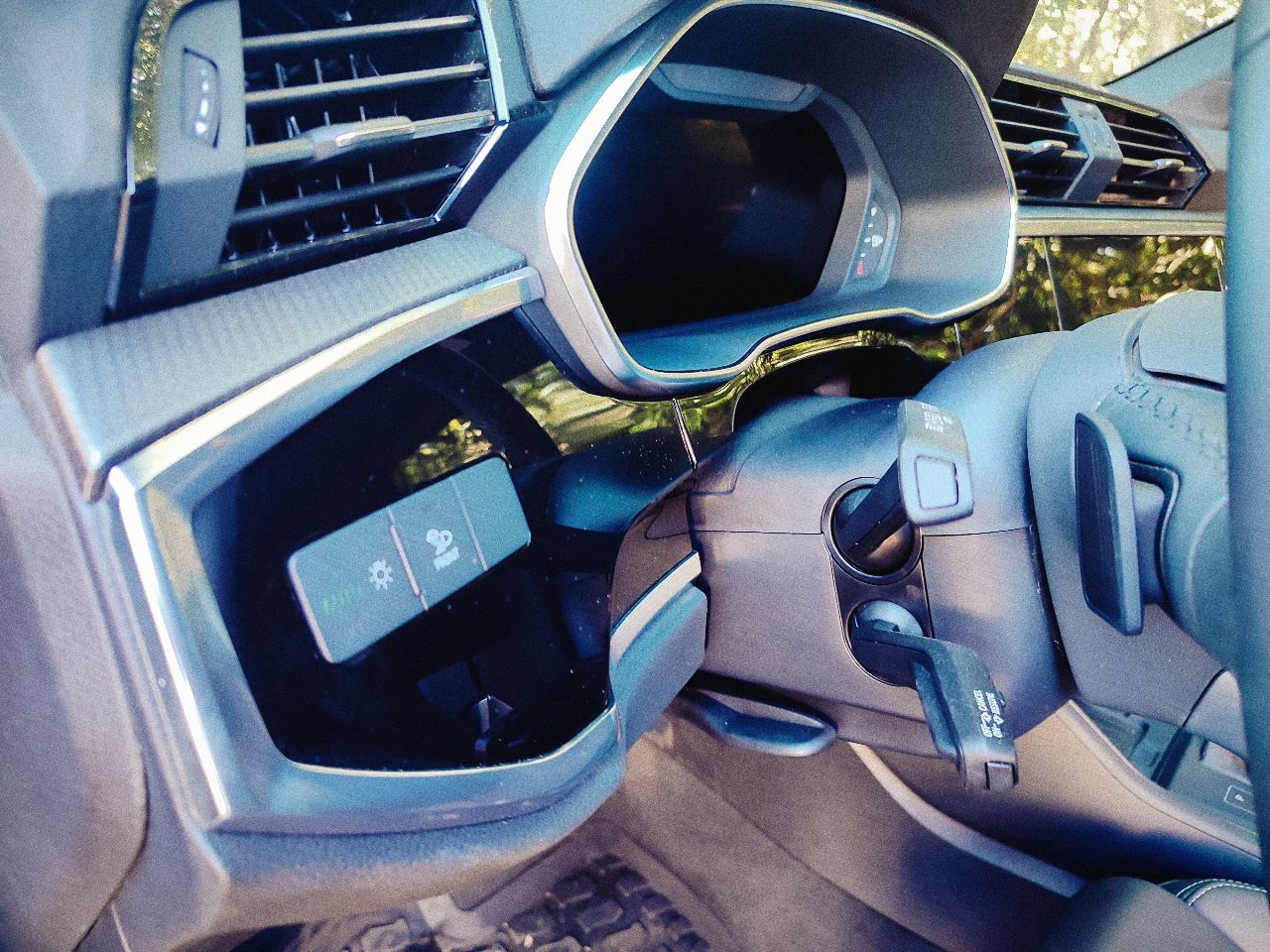 Audi Q3 - фото 17