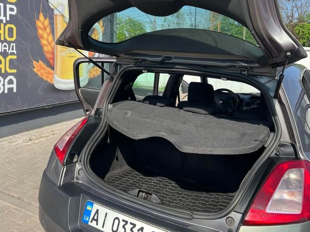 Renault Megane - фото 5