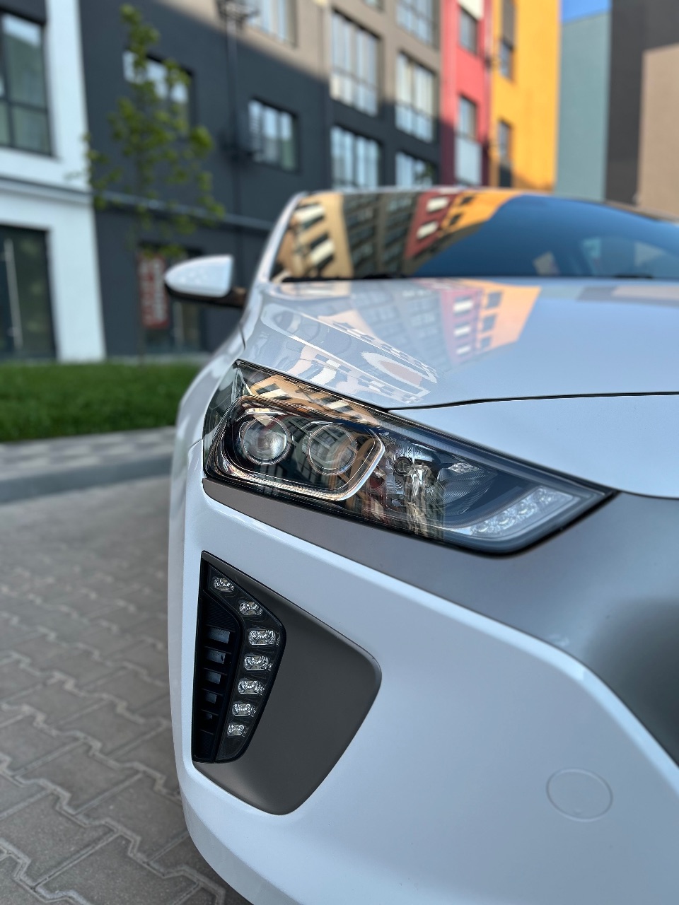 Hyundai IONIQ - фото 11