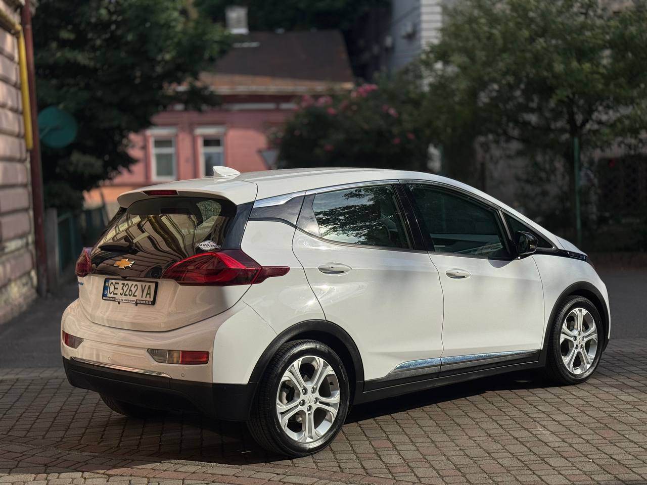 Chevrolet Bolt - фото 16