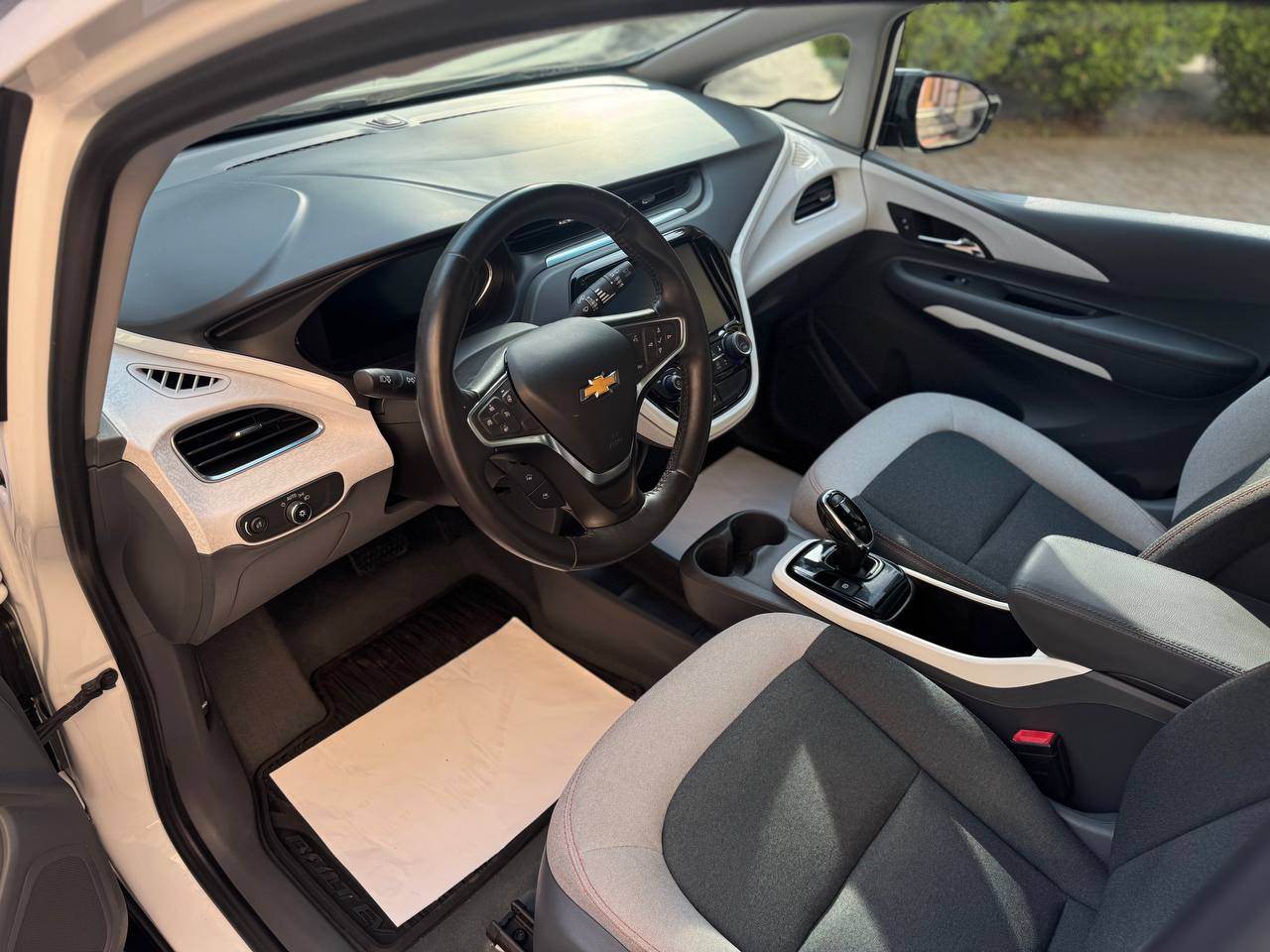 Chevrolet Bolt - фото 15