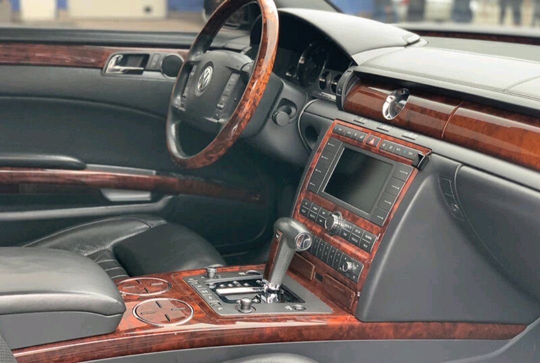 Volkswagen Phaeton - фото 25