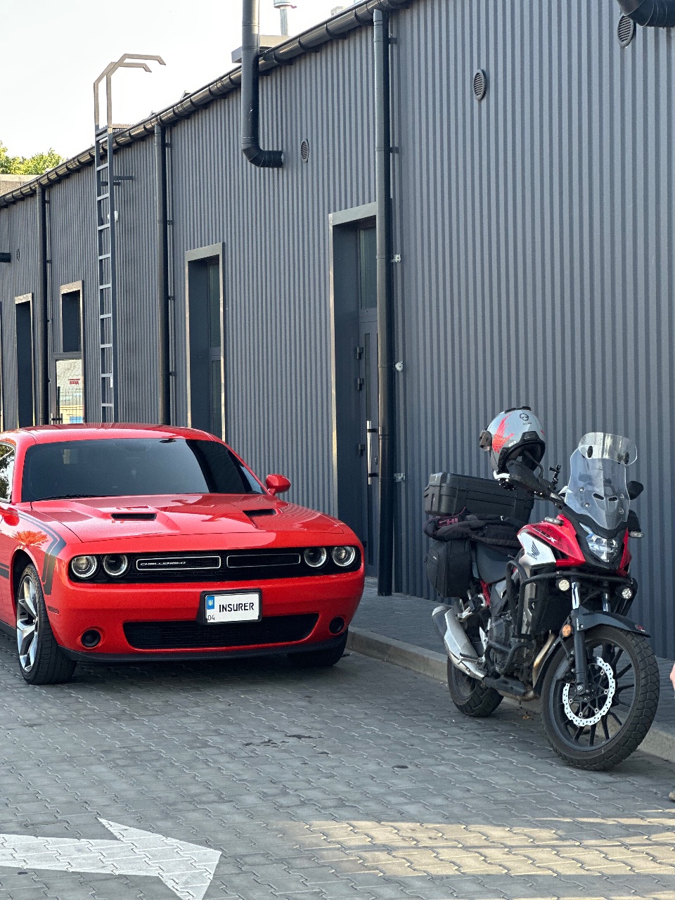 Dodge Challenger - фото 2