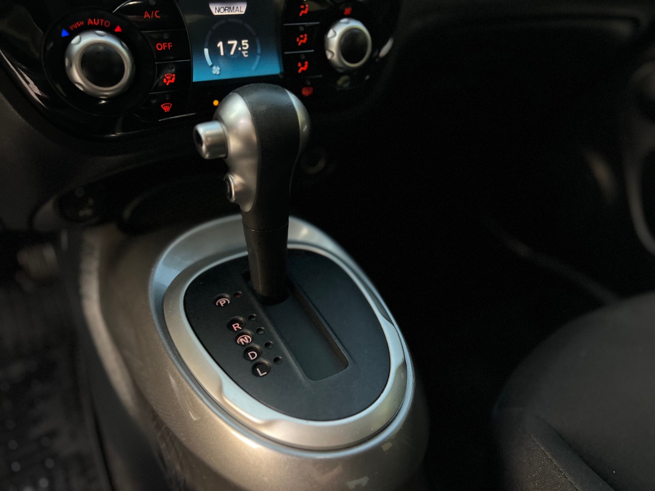 Nissan Juke - фото 6