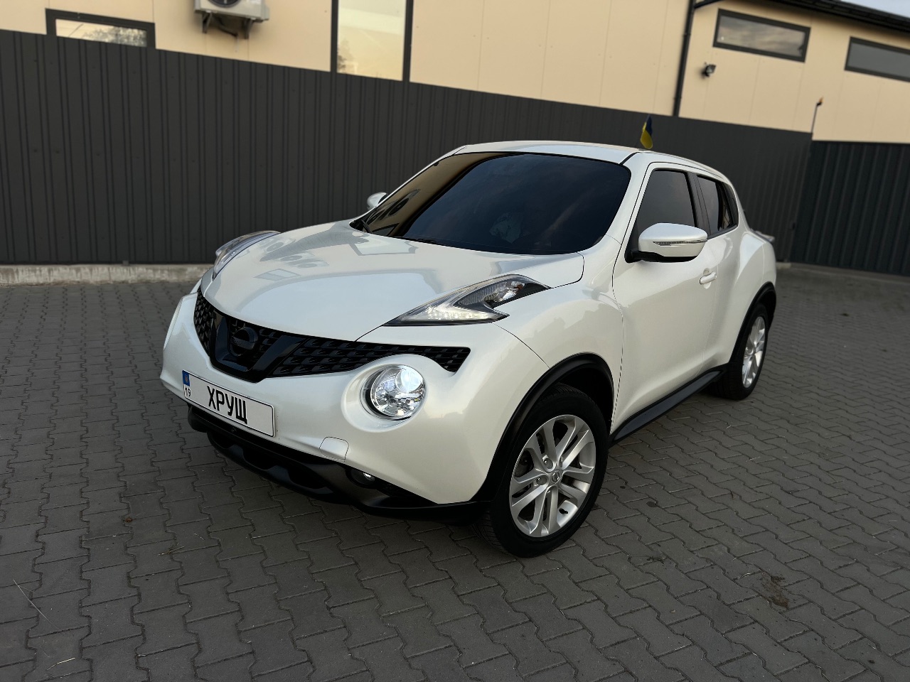 Nissan Juke - фото 1