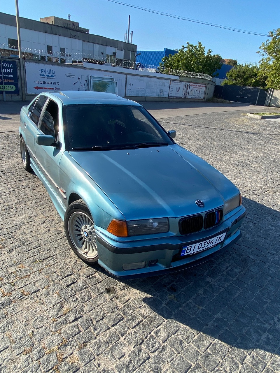 BMW 3 серії - фото 1