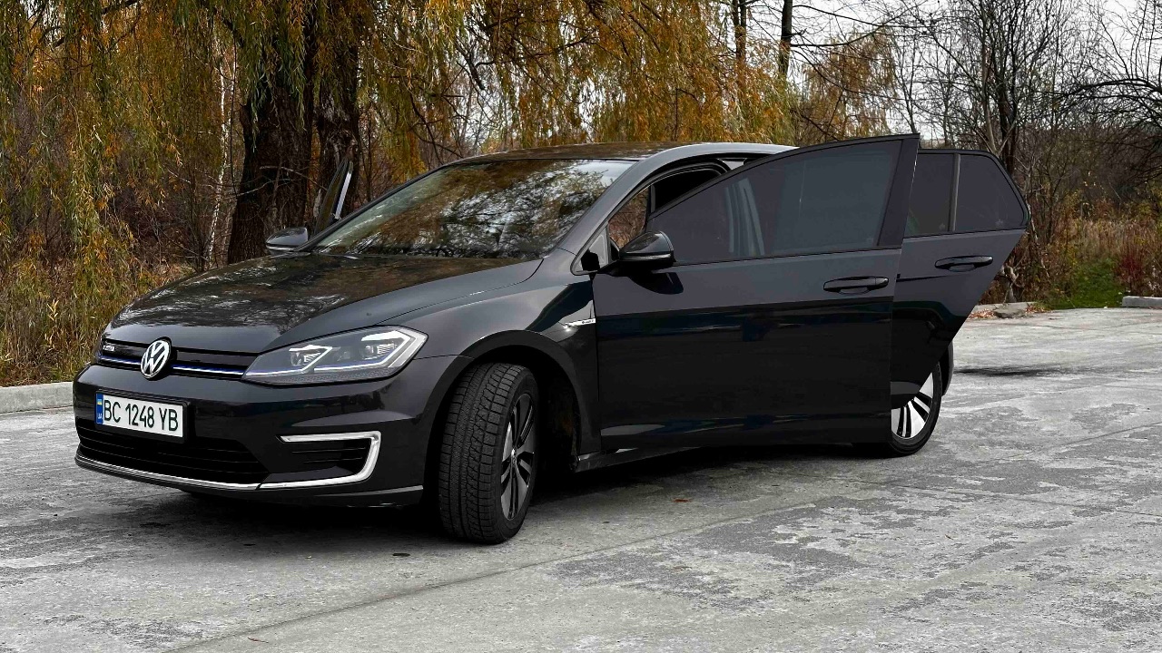 Volkswagen Golf - фото 9