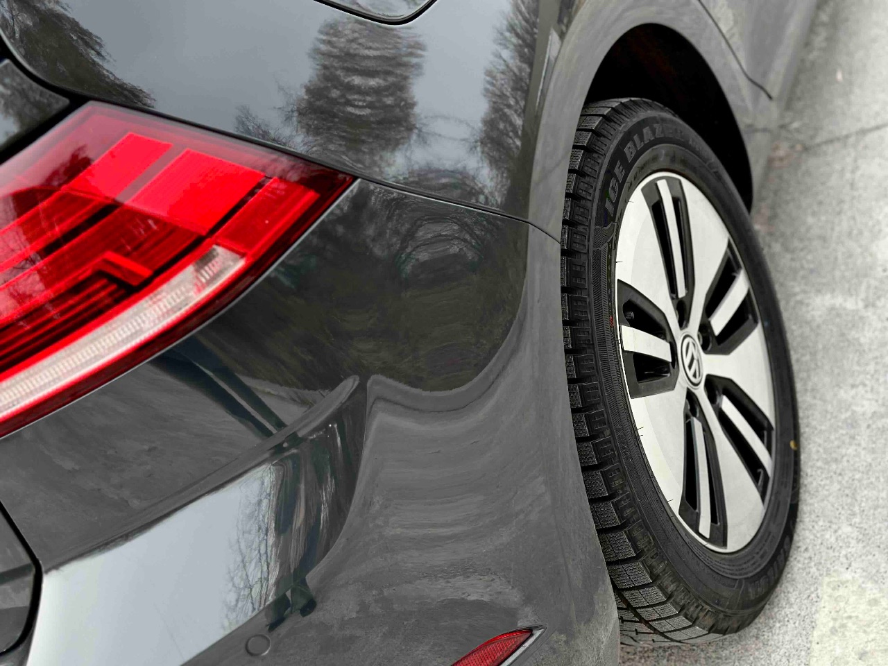 Volkswagen Golf - фото 13