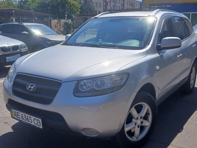 Hyundai Santa Fe - фото 3