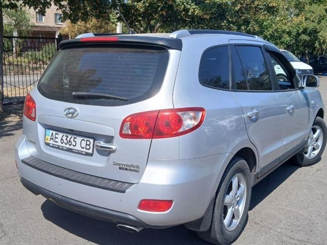 Hyundai Santa Fe - фото 2