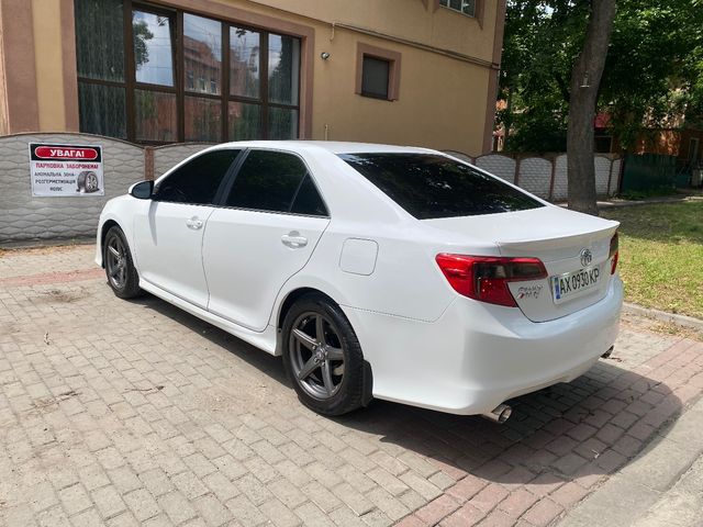 Toyota Camry 2013, Красноград, $12 300 - зображення 3