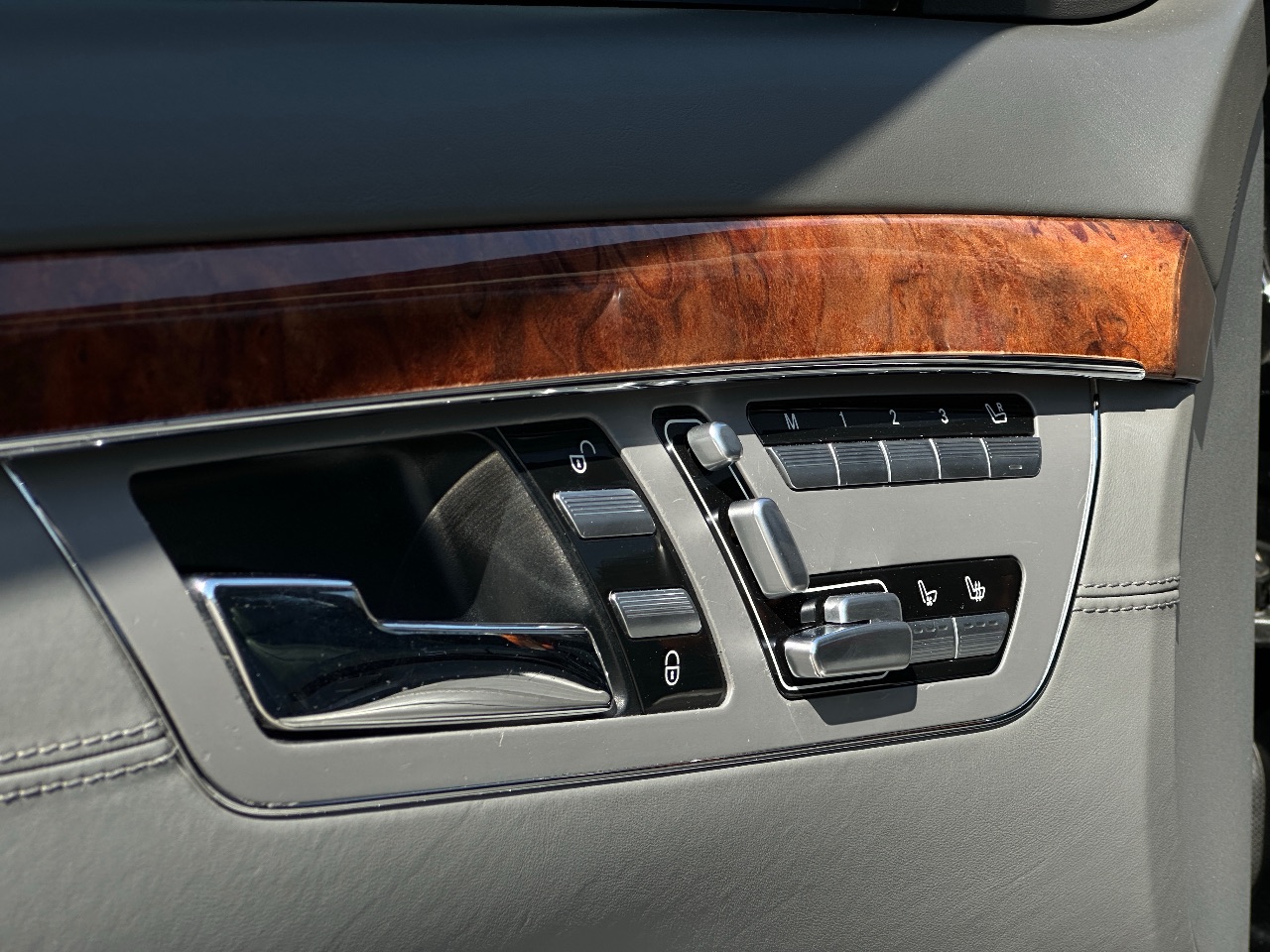 Mercedes-Benz S-Класс - фото 48