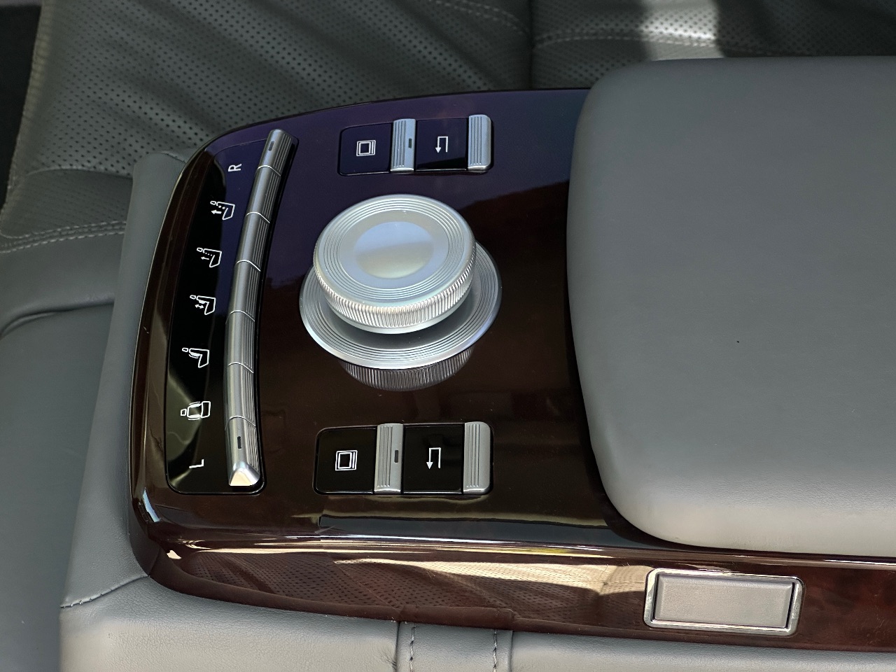 Mercedes-Benz S-Класс - фото 38