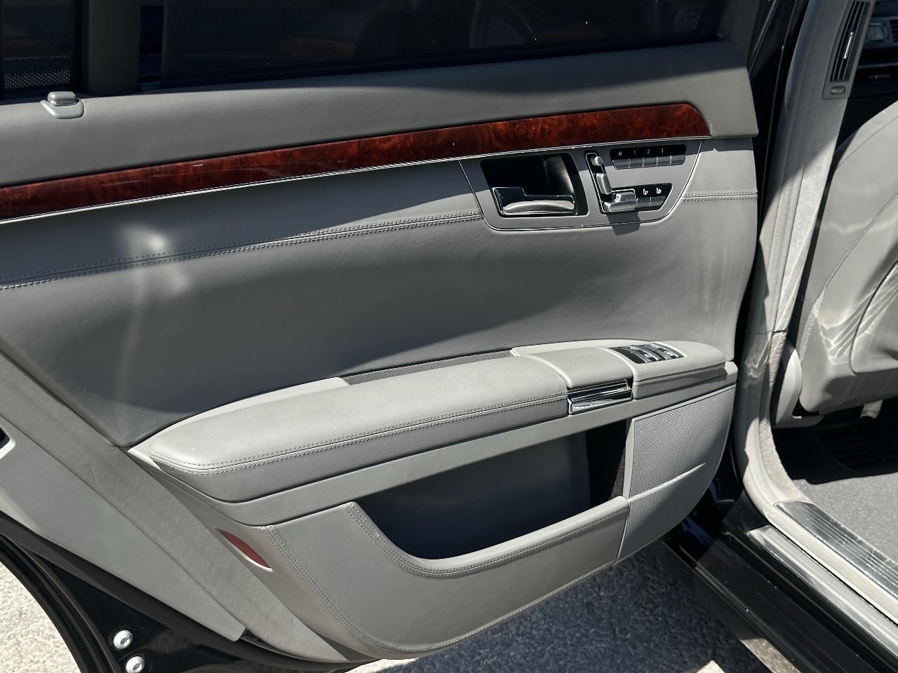 Mercedes-Benz S-Класс - фото 37