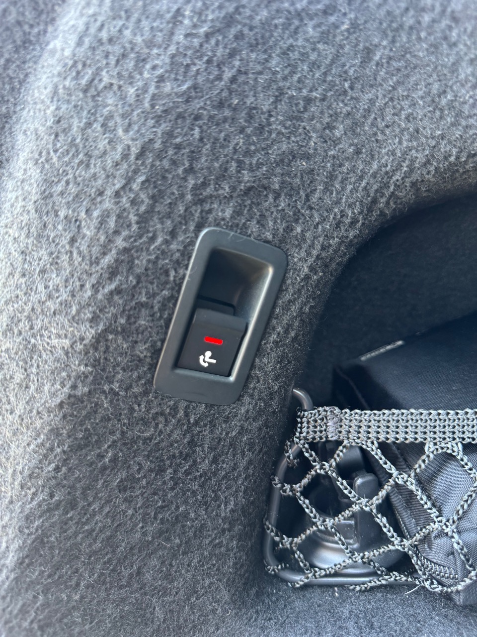 Audi A6 - фото 8