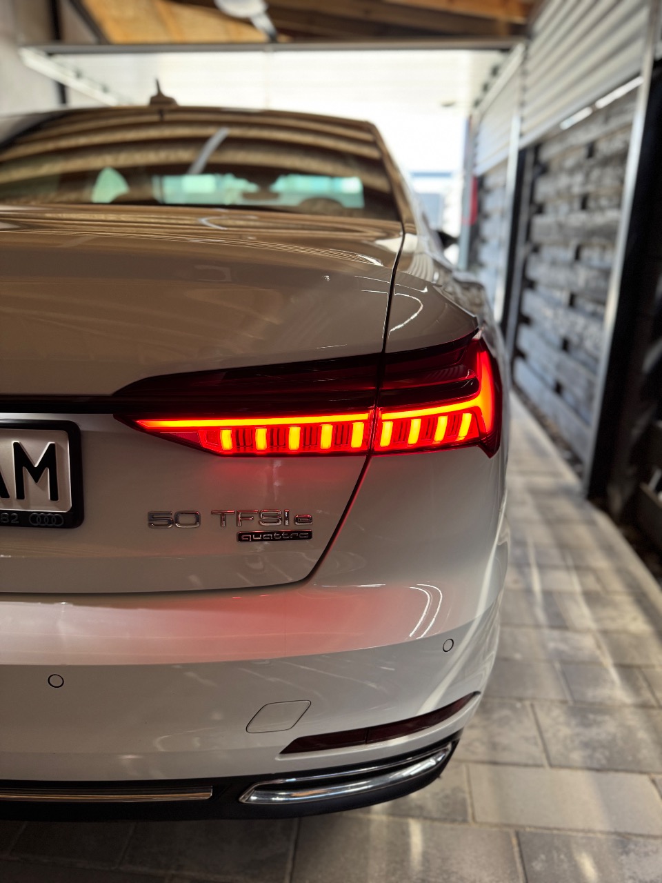 Audi A6 - фото 19