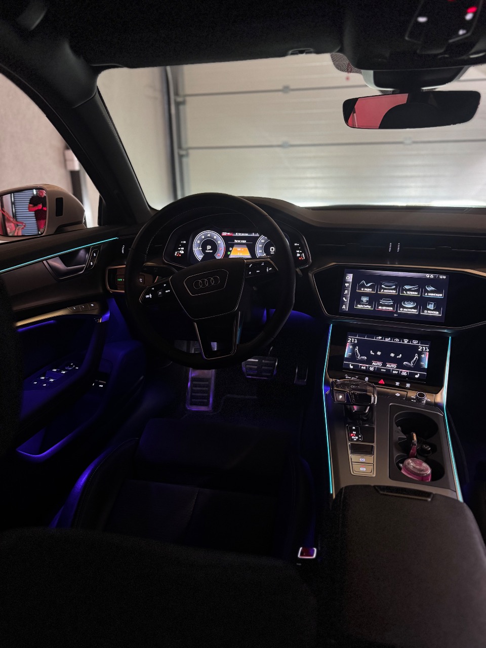 Audi A6 - фото 41