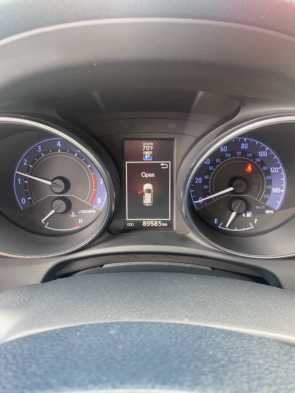 Toyota Avensis - фото 11