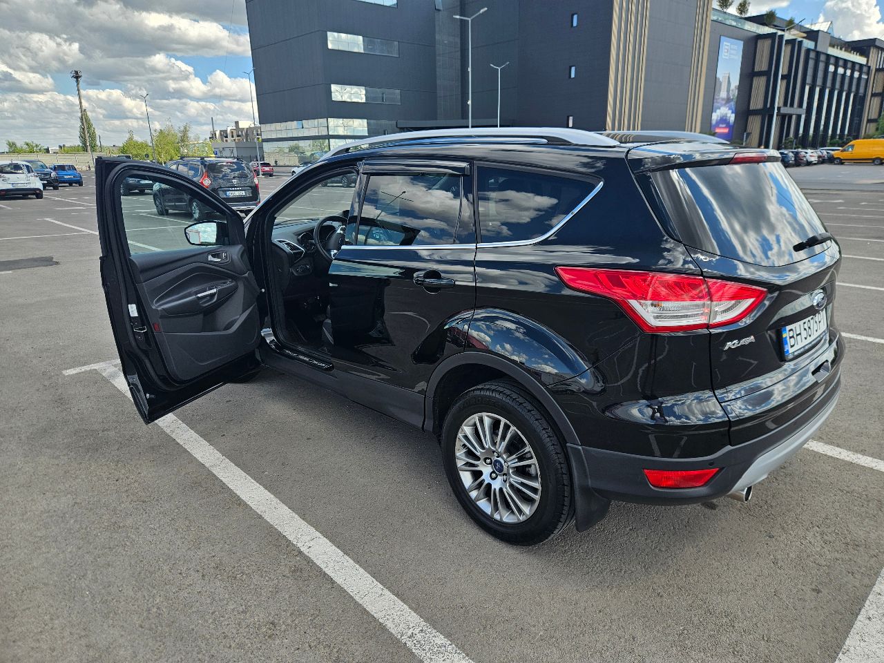 Ford Kuga - фото 25