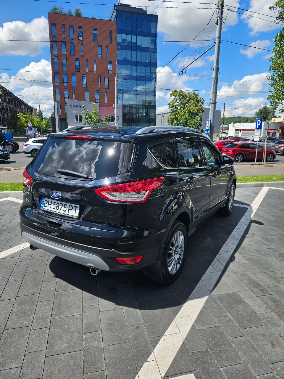 Ford Kuga - фото 3