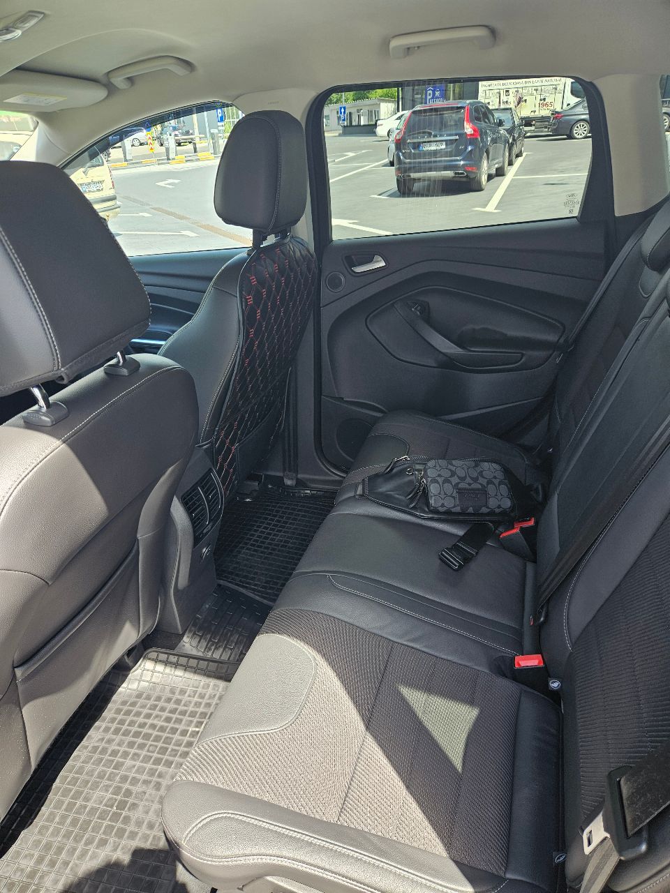 Ford Kuga - фото 10