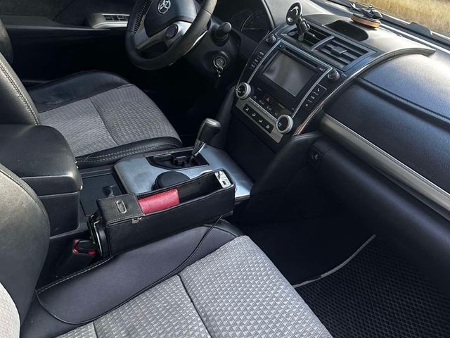 Toyota Camry - зображення 4