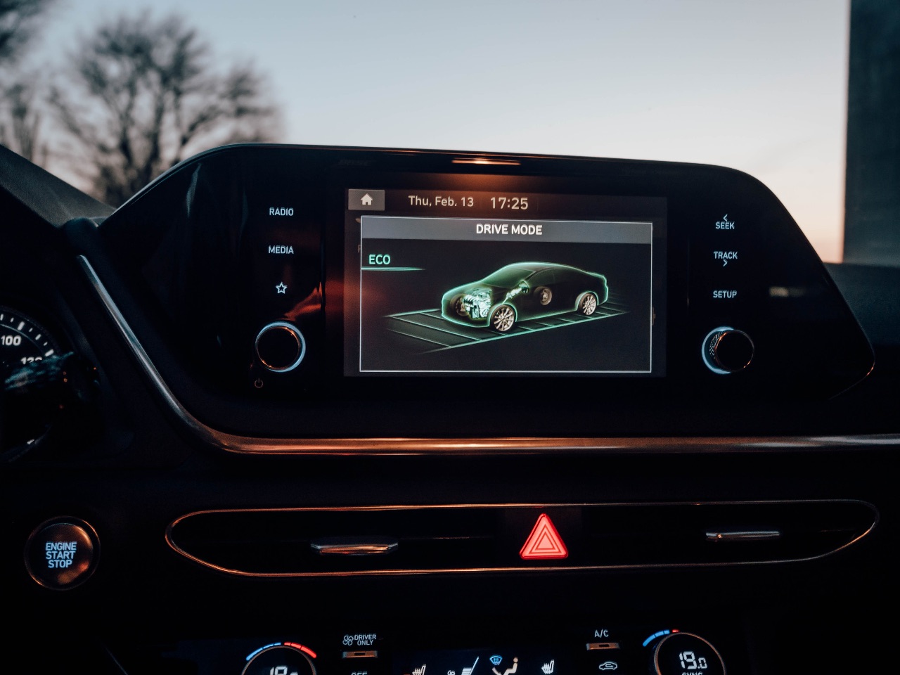 Hyundai Sonata - фото 12