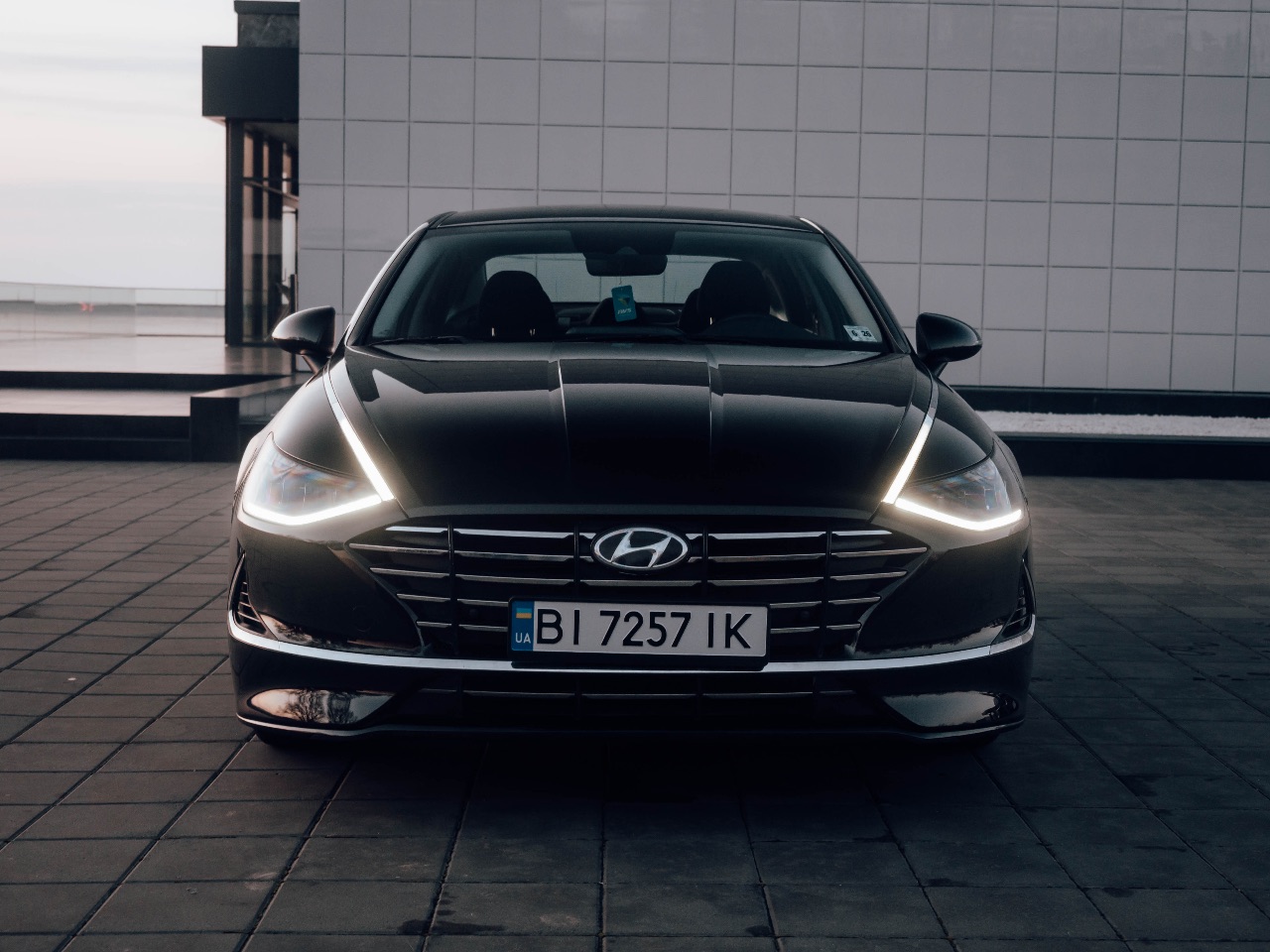 Hyundai Sonata - фото 1
