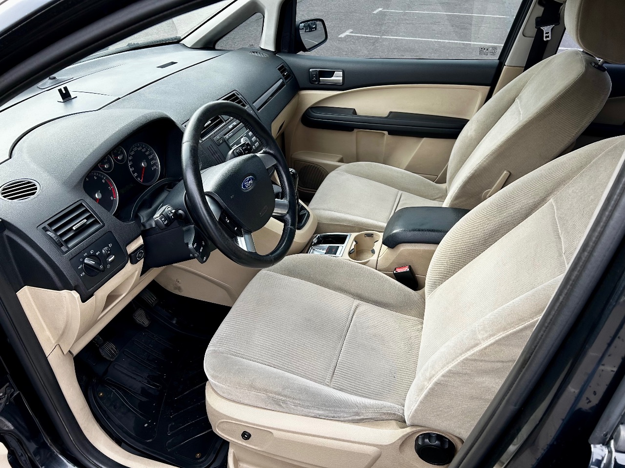 Ford Focus - фото 9