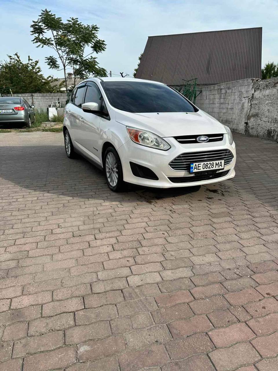 Ford C-MAX - фото 2