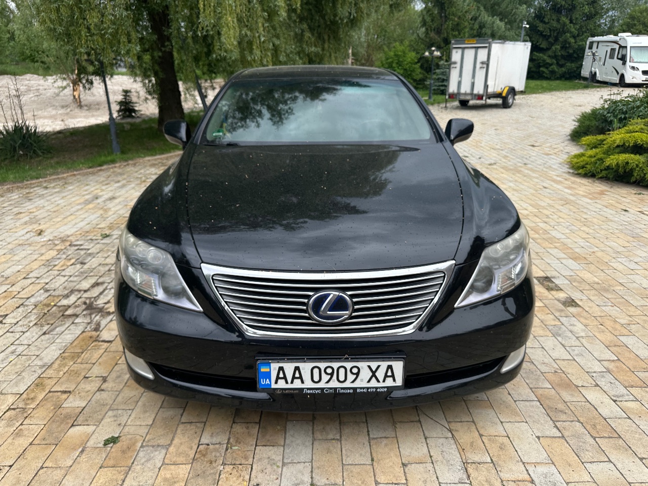 Lexus LS - фото 3