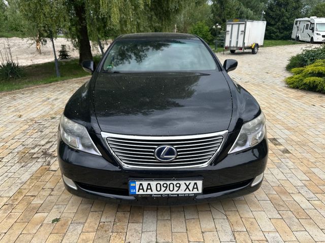 Lexus LS - зображення 3