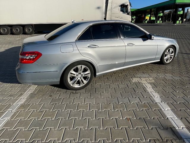 Mercedes-Benz E-Класс - зображення 5