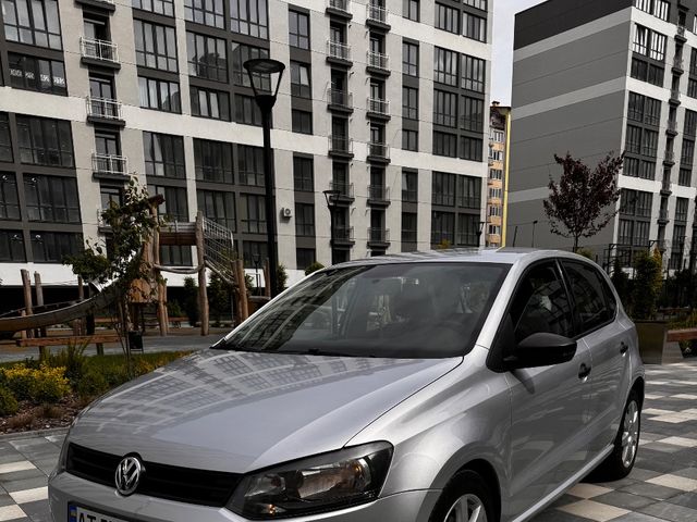 Volkswagen Polo - фото 1